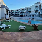 Beautiful, Modern In Sunny Appartamento