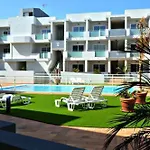 Beautiful, Modern In Sunny Κοραλέχο