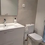 Beautiful, Modern In Sunny Διαμέρισμα