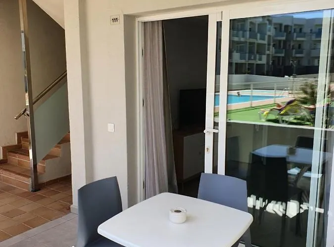 דירה Beautiful, Modern In Sunny *